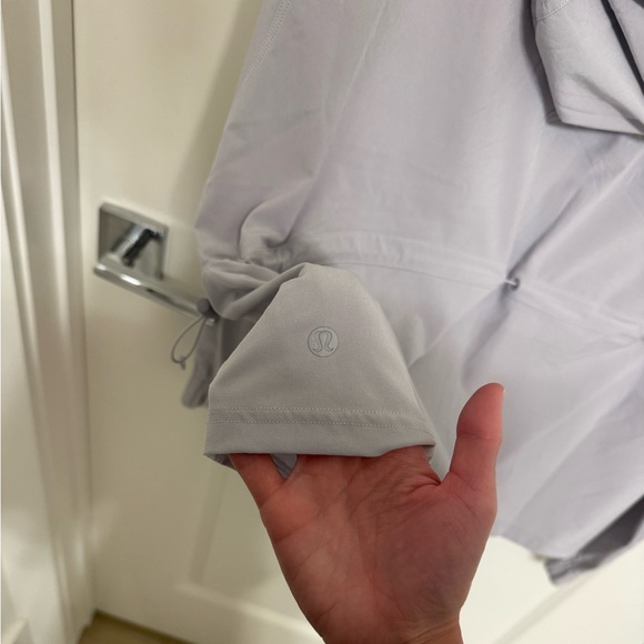 Lululemon jacket - Picture 4 of 4